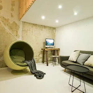 https://city-center-designer-apartment-in-eclectic-building.inbudapesthotels.com