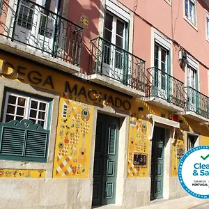 https://fado-bairro-alto-sss-apartments.hotels-lisbon-portugal.com